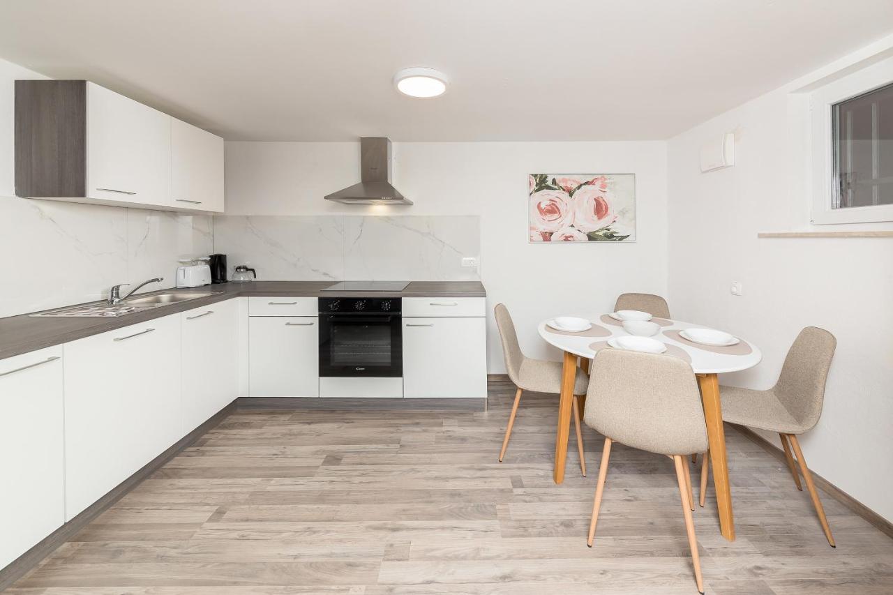 Apartment Gong Λιουμπλιάνα Εξωτερικό φωτογραφία